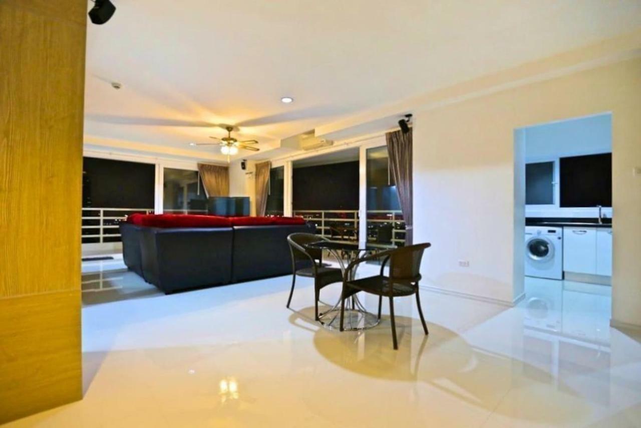 View Talay 6, 2 Bedrooms, Pattaya City Centre, Beach Road Exterior photo