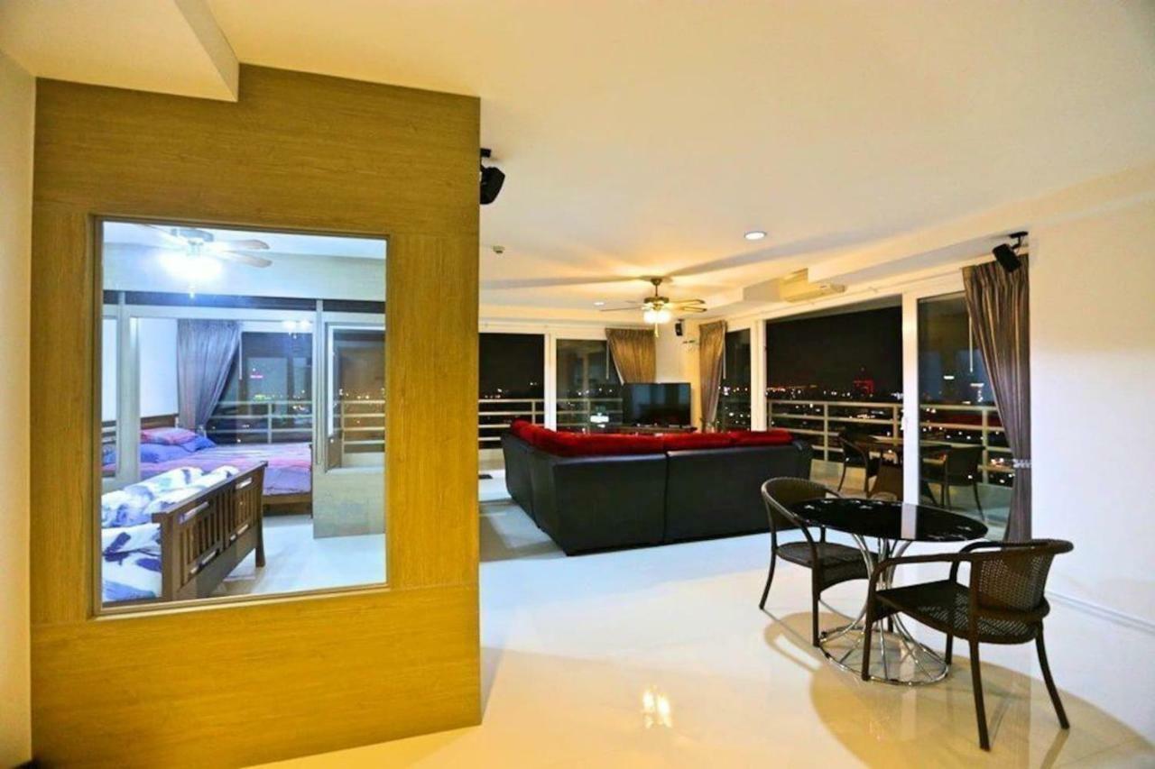 View Talay 6, 2 Bedrooms, Pattaya City Centre, Beach Road Exterior photo