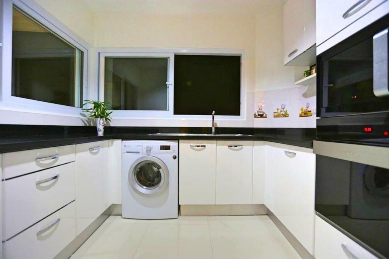 View Talay 6, 2 Bedrooms, Pattaya City Centre, Beach Road Exterior photo
